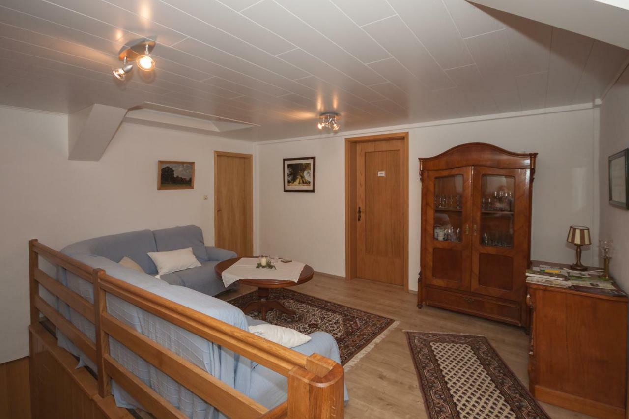 Hof Grafeneiche Hotel Asel Bagian luar foto